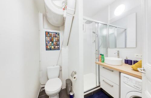 Clichy Apartment | Parking gratuit - Central et cosy - 2 min Paris