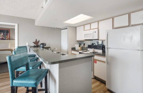 Key West Condo | Parking, Pool & Pet Friendly - The Grand Turk