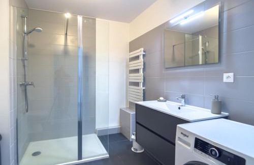 Chatenois Apartment | Parking privé - Accès PMR - Terrasse vue châteaux - 2 lits