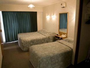 Te Anau Hotel | Parklands Motel & Apartments Te Anau