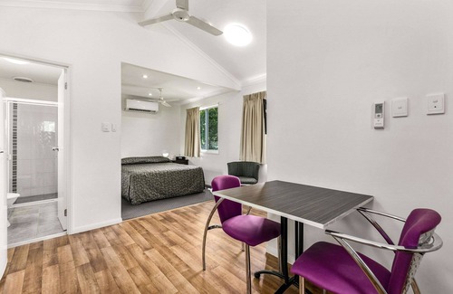 Calliope Hotel | Parklands Resort Calliope