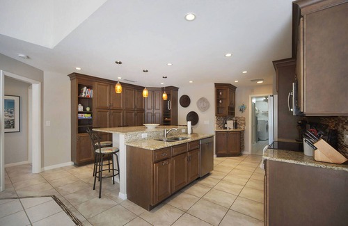 Park Shore House | Parkshore Lakefront Pool HomeWalk to Beach & Waterside Shops