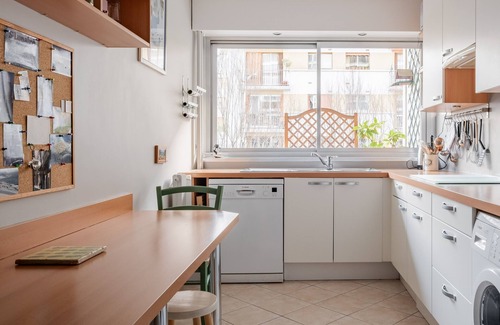 Quartier de Javel Apartment | Parkside Grace, by Veeve