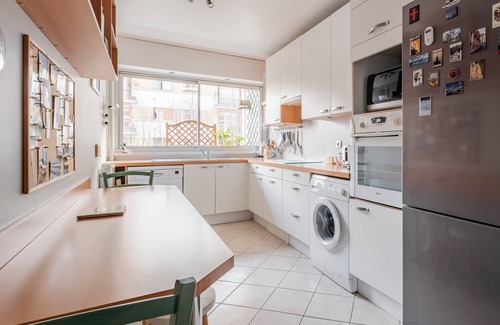 Quartier de Javel Apartment | Parkside Grace, by Veeve