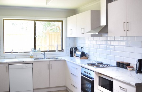 Cowes House | Parkview Holiday Unit 10