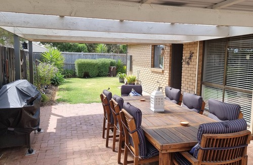 Cowes House | Parkview Holiday Unit 10