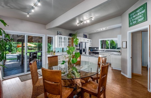 Spokane House | Parkway House - PICKLEBALL COURT- Dog Friendly - Basketball - FAMILY PERFECT