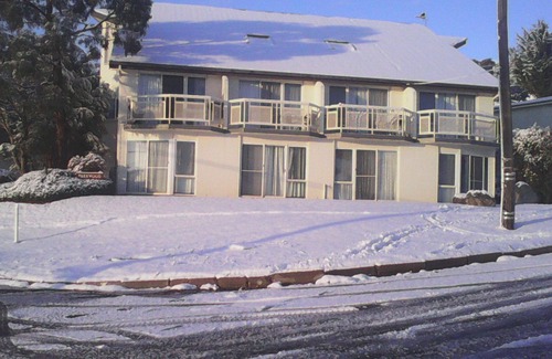 Jindabyne Apartment | Parkwood 2 - located at Jindabyne