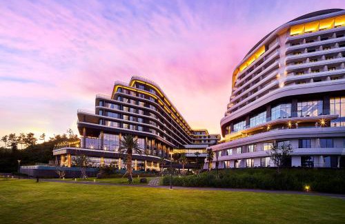 Jungmun Hotel | Parnas Hotel Jeju