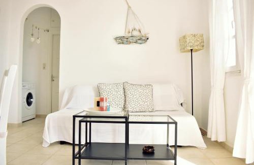 Logaras House | Parodise Apartment