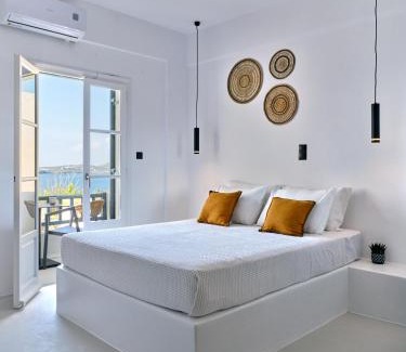 Parikia Apartment | Paros Five Senses