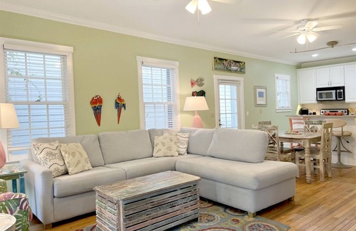 Old Town House | PARROTVILLE Townhome in Windward Park by RENT KEY WEST VACATIONS