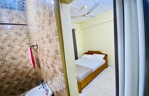 Pepease House | Part Time Guest House and Pub