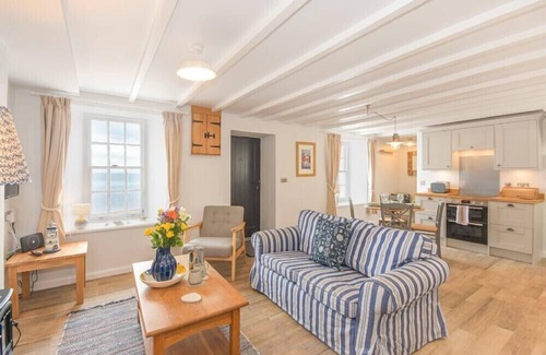 Burnmouth Cottage | PARTAN COTTAGE, with a garden in Lower Burnmouth