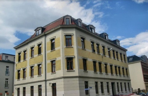Altlindenau Apartment | Parthesuite - in a listed Wilhelminian style building near the city center