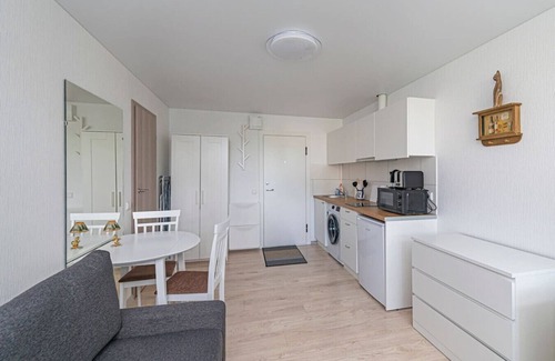 Kaunas Apartment | Partizanų studio ap 2 by Polo Apartments
