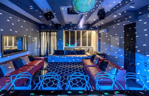 Arcadia Apartment | Party luxury 3BR sea view apartment in Arcadia