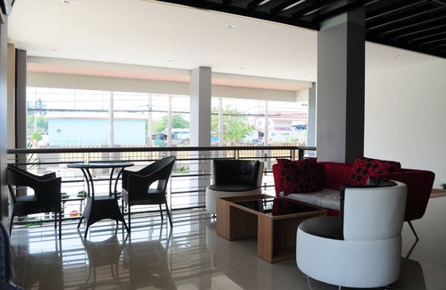Nai Mueang Hotel | Paru Ville - Service Apartment
