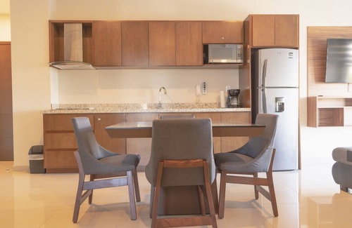 Lomas de Mazatlan Condo | Paseo Lomas, muy céntrico y equipado a 5 min playa