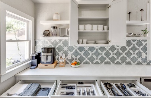 Central Oklahoma City Villa | PASEO/PLAZA District🚶‍♀️ | 30TH ST & Classen Blvd | Central ⚡| Dog Friendly🐶