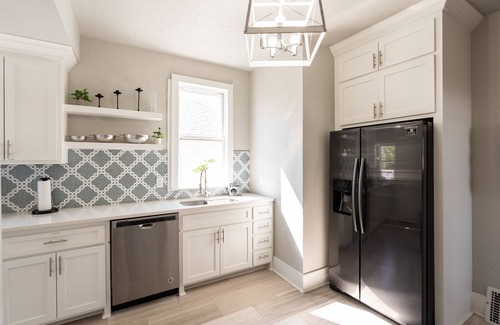 Central Oklahoma City Villa | PASEO/PLAZA District🚶‍♀️ | 30TH ST & Classen Blvd | Central ⚡| Dog Friendly🐶
