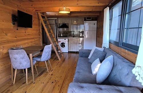 Ovabuku Ski Chalet | Pasha Bungalovs