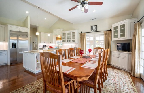 Paso Robles House | Paso Robles Nut House · Casa Delle Noci-Beautiful Rambling Ranch House