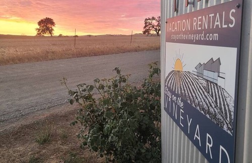 Paso Robles Condo | Paso Robles - Vineyard Getaway - Video Tour