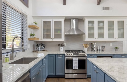 Paso Robles House | Paso Vista Bella by AvantStay | Luxe Group Escape w/Wine Country Views