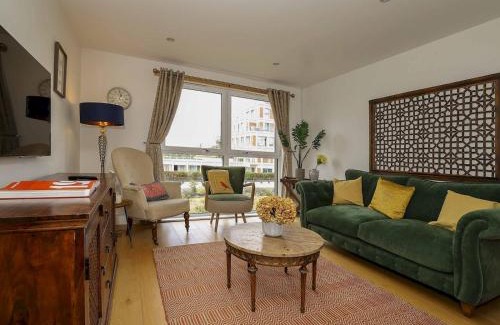 Canbury Apartment | Pass the Keys Stylish comfortable apartment in central Kingston