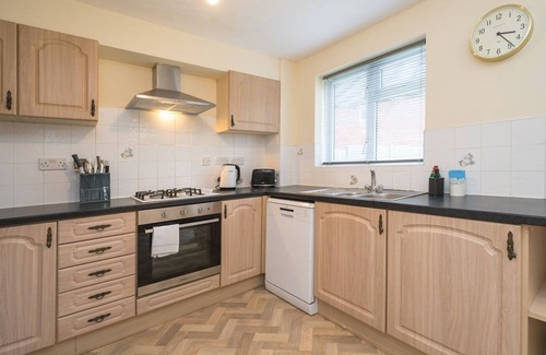 Shrewsbury House | Pass the Keys | 3 bedroom detached home(sleeps 5) in Shrewsbury