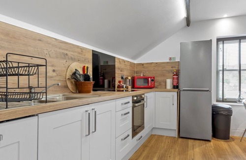 Baycliff Apartment | Pass the Keys | 3 bed Cottage Above Beautiful Country Pub