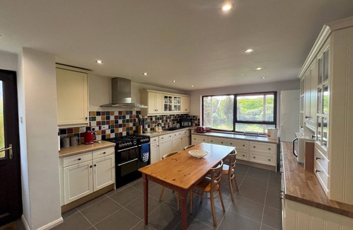 Hastings House | Pass the Keys | Beachfront Bliss at Laughing Water