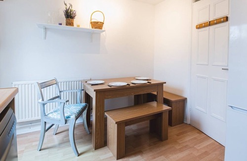 Rotherhithe House | Pass the Keys | Cosy SE London house near tube line