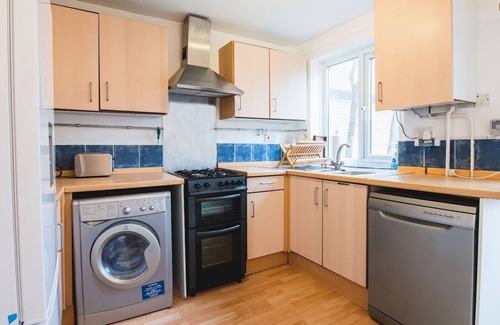 Rotherhithe House | Pass the Keys | Cosy SE London house near tube line