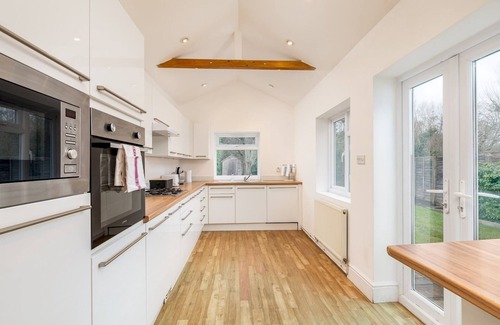 Eastcote House | Pass the Keys | Family Friendly 3 Bed Home In Pinner Pets Welcome