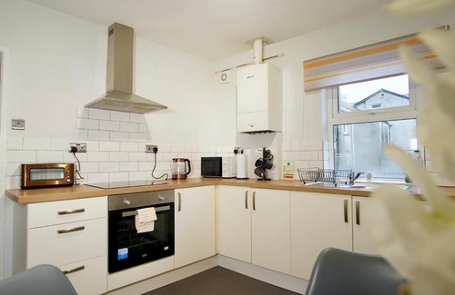 Aberystwyth Apartment | Pass the Keys Fantastic two bedroom Victorian Apartment