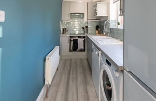 Leigh-on-Sea House | Pass the Keys | Comfortable flat in the heart of Leigh
