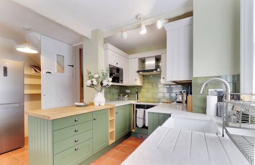 Royal Tunbridge Wells House | Pass the Keys | Perfectly presented centrally located townhouse