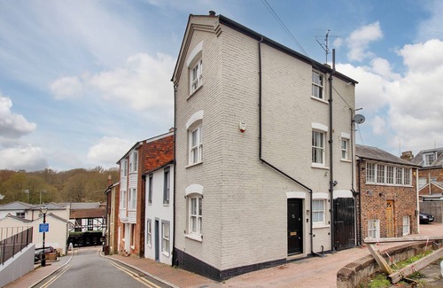 Royal Tunbridge Wells House | Pass the Keys | Perfectly presented centrally located townhouse