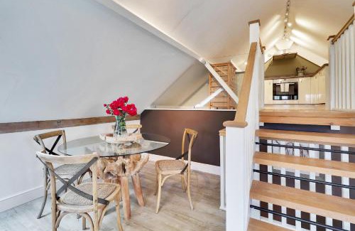 Cowden House | Pass the Keys Lovely Countryside Barn Conversion Cottage