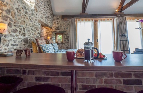 Shute House | Pass the Keys | Lovely Studio in East Devon Romantic Retreat