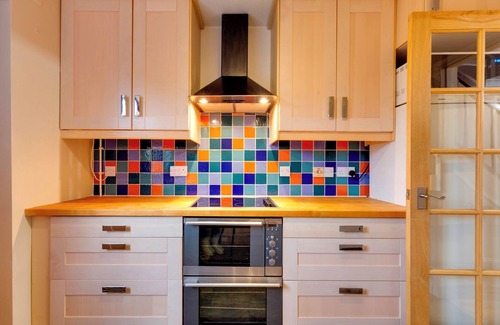 Cambridge House | Pass the Keys | Spacious Modern Home near River Cam | Free Parking