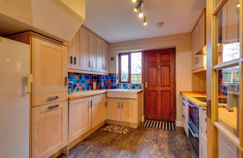 Cambridge House | Pass the Keys | Spacious Modern Home near River Cam | Free Parking