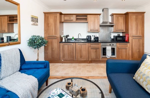 Lacey Green Apartment | Pass the Keys | Walters Ash Hideaway Flat