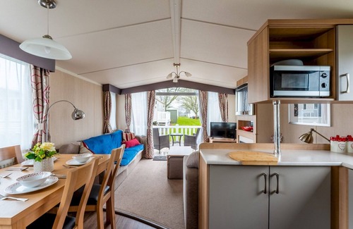 Wimborne House | Pass the Keys | Wilksworth - Lovely 2 bedroom caravan in a perfect location