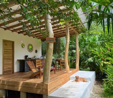 Cahuita Cabin | Passion Fruit Lodge