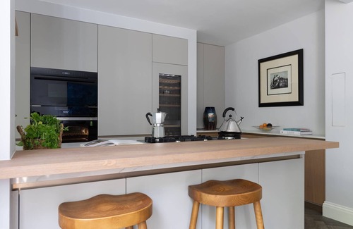 Belgravia Apartment | Passmore Street by onefinestay
