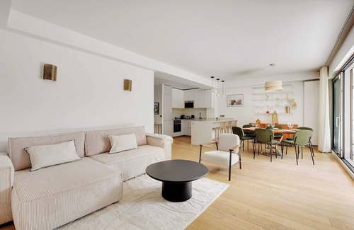 16th Arrondissement Apartment | Passy/Eiffel Tower - Amazing 2BR with garden