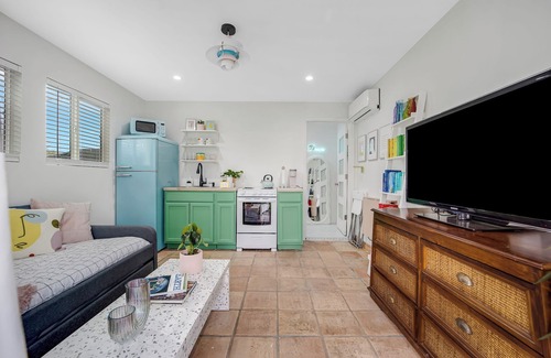 Tempe House | Pastel Paradise